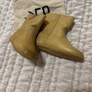 Frye leather baby booties size 3 (baby)